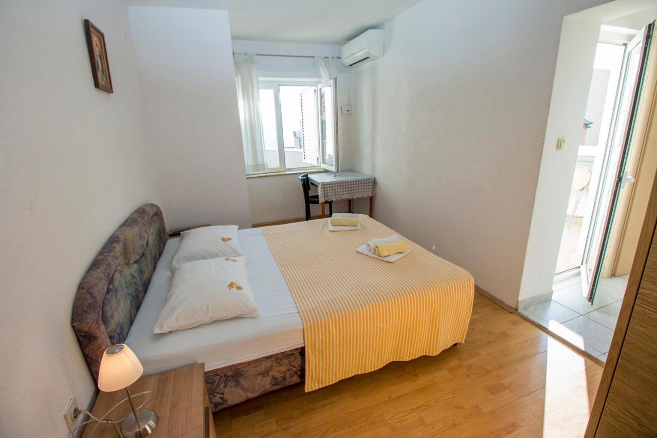 Mrkonjic Branko & Marija Apartmani Omiš Extérieur photo