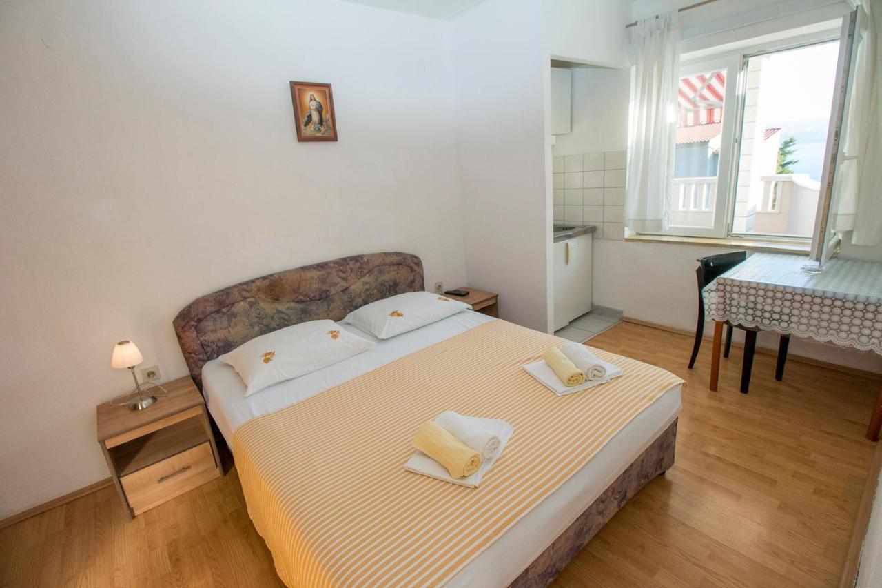 Mrkonjic Branko & Marija Apartmani Omiš Extérieur photo