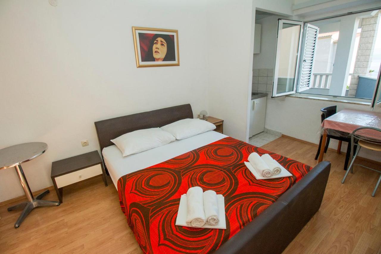 Mrkonjic Branko & Marija Apartmani Omiš Extérieur photo