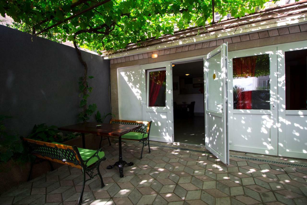 Mrkonjic Branko & Marija Apartmani Omiš Extérieur photo