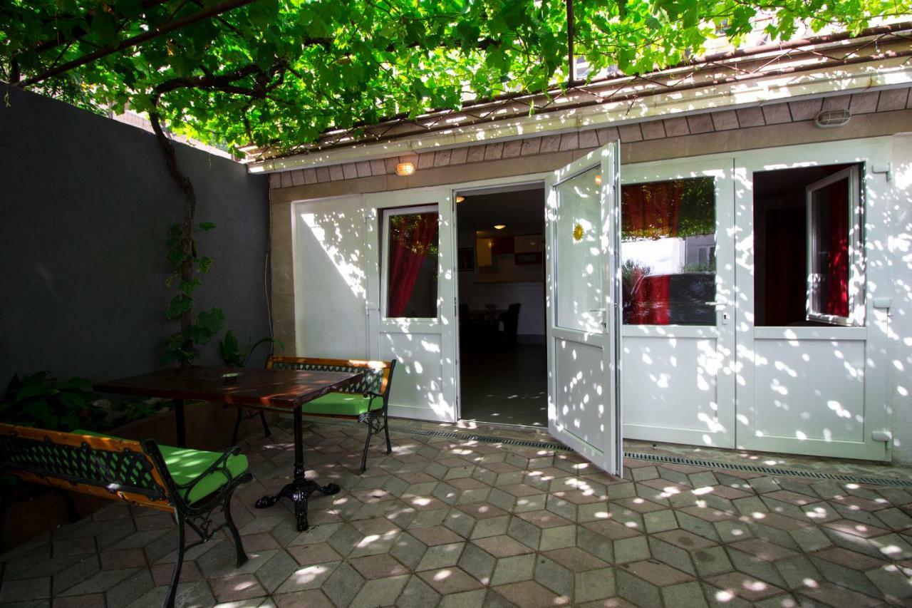 Mrkonjic Branko & Marija Apartmani Omiš Extérieur photo