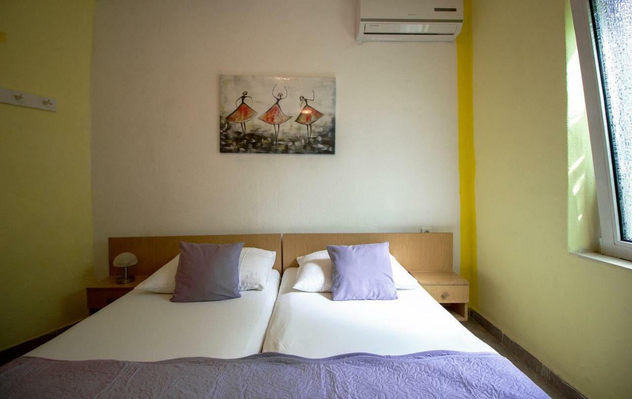 Mrkonjic Branko & Marija Apartmani Omiš Extérieur photo
