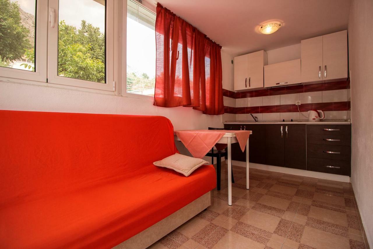 Mrkonjic Branko & Marija Apartmani Omiš Extérieur photo