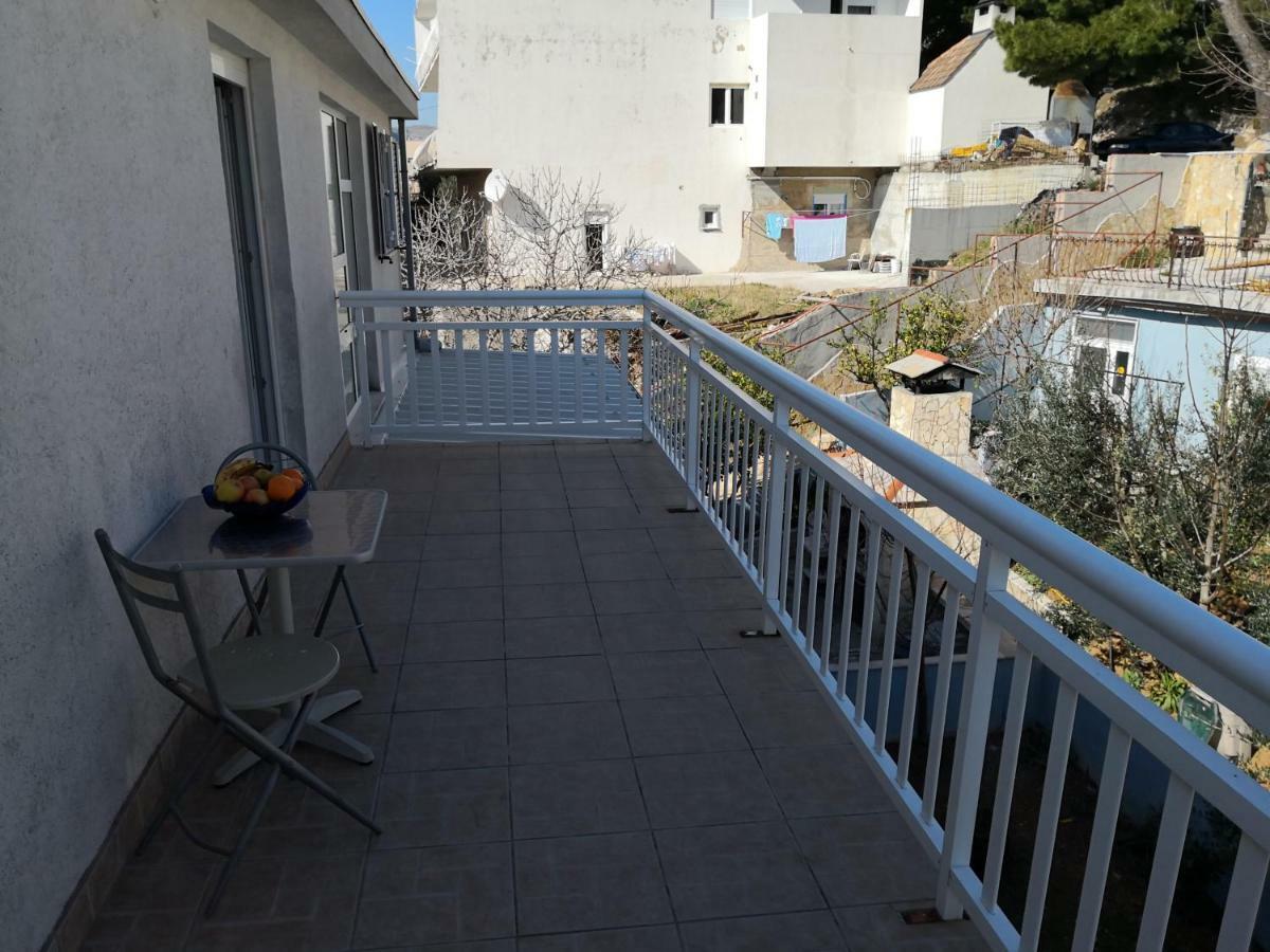 Mrkonjic Branko & Marija Apartmani Omiš Extérieur photo