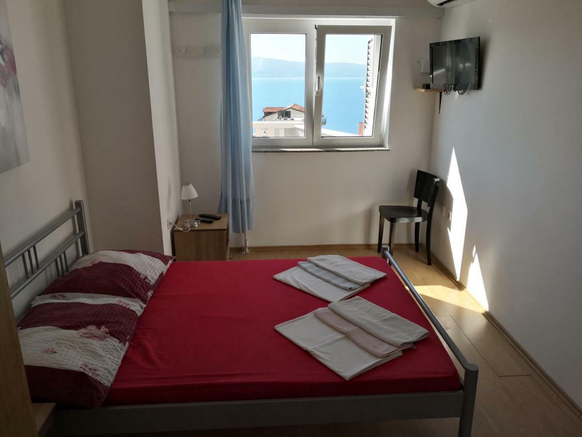 Mrkonjic Branko & Marija Apartmani Omiš Extérieur photo
