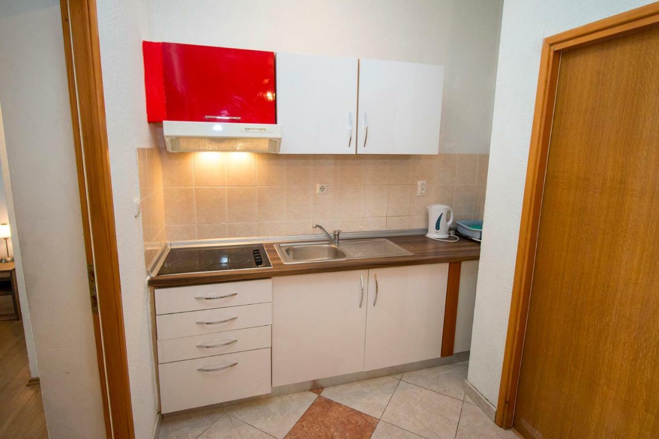 Mrkonjic Branko & Marija Apartmani Omiš Extérieur photo