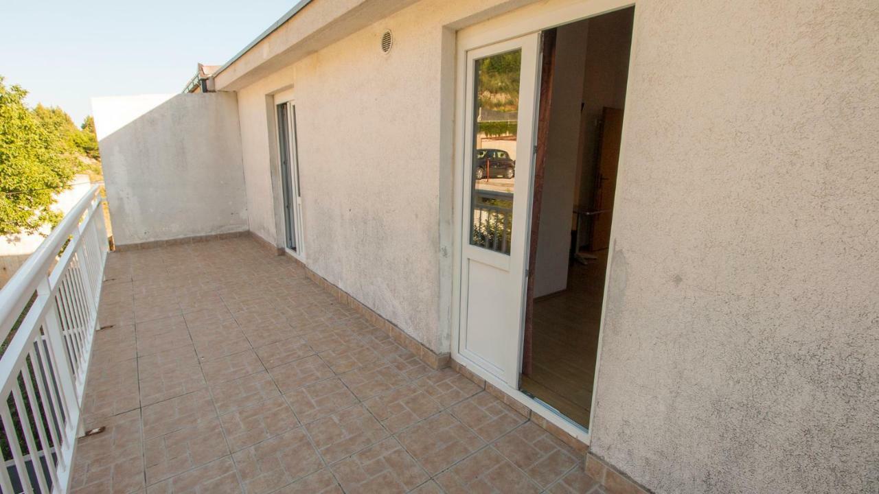 Mrkonjic Branko & Marija Apartmani Omiš Extérieur photo