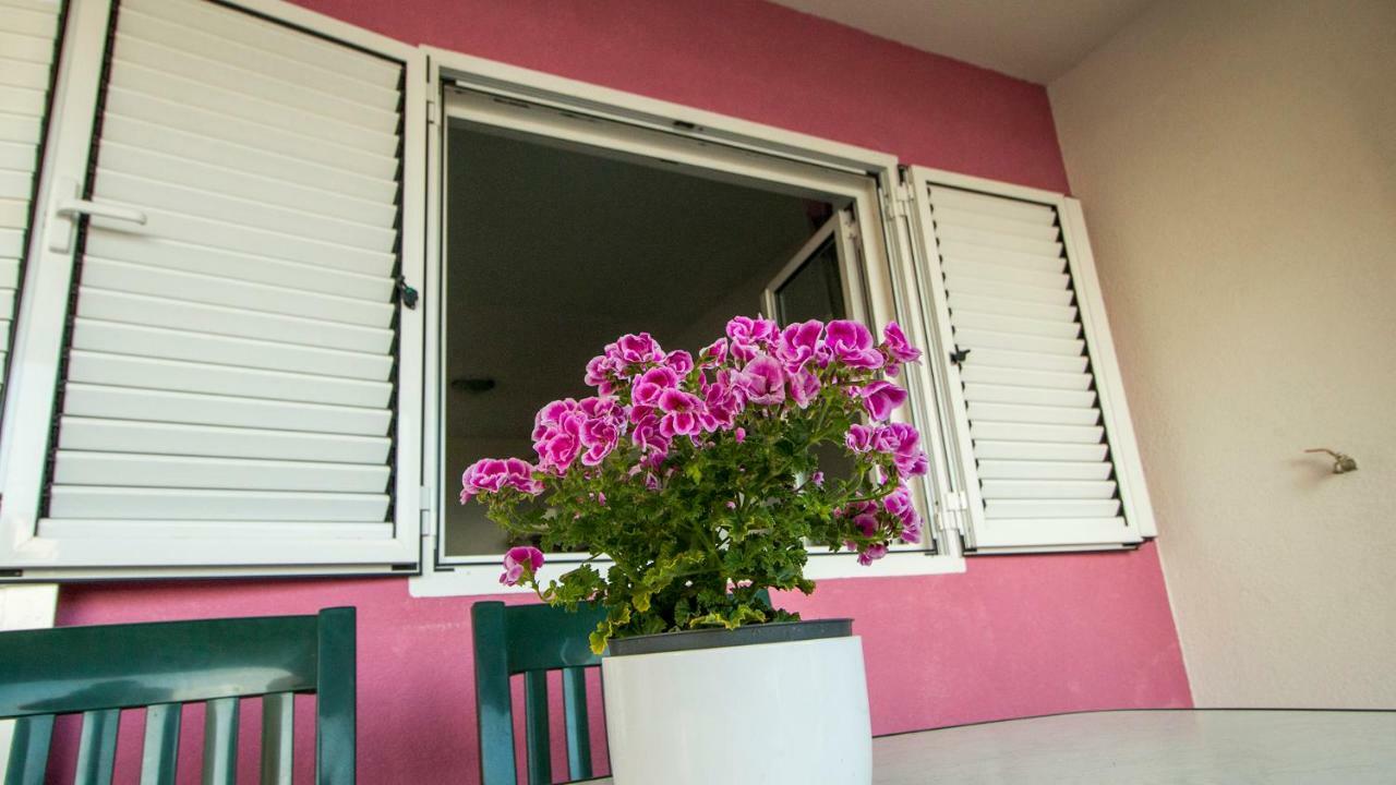 Mrkonjic Branko & Marija Apartmani Omiš Extérieur photo