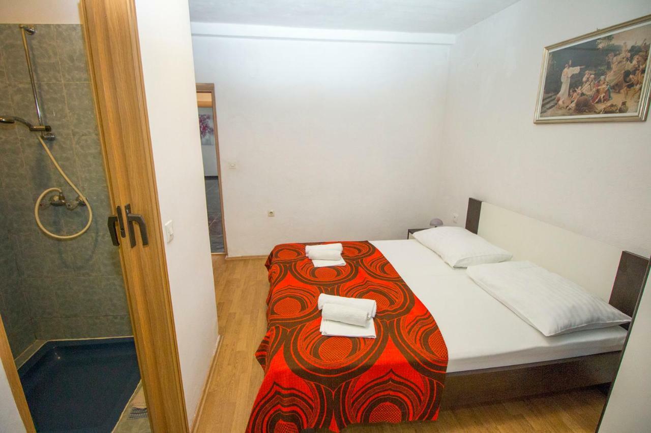 Mrkonjic Branko & Marija Apartmani Omiš Extérieur photo