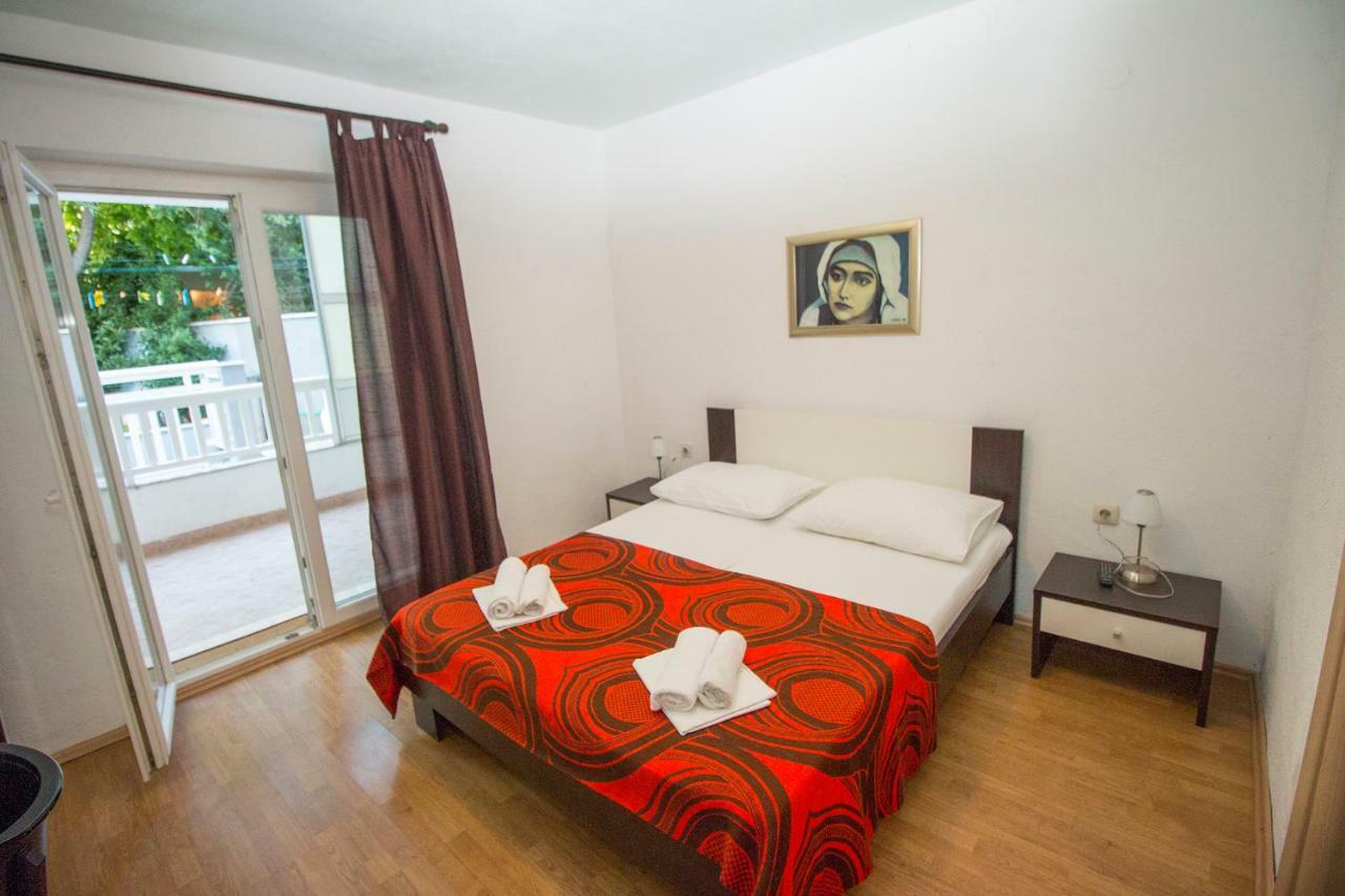 Mrkonjic Branko & Marija Apartmani Omiš Extérieur photo
