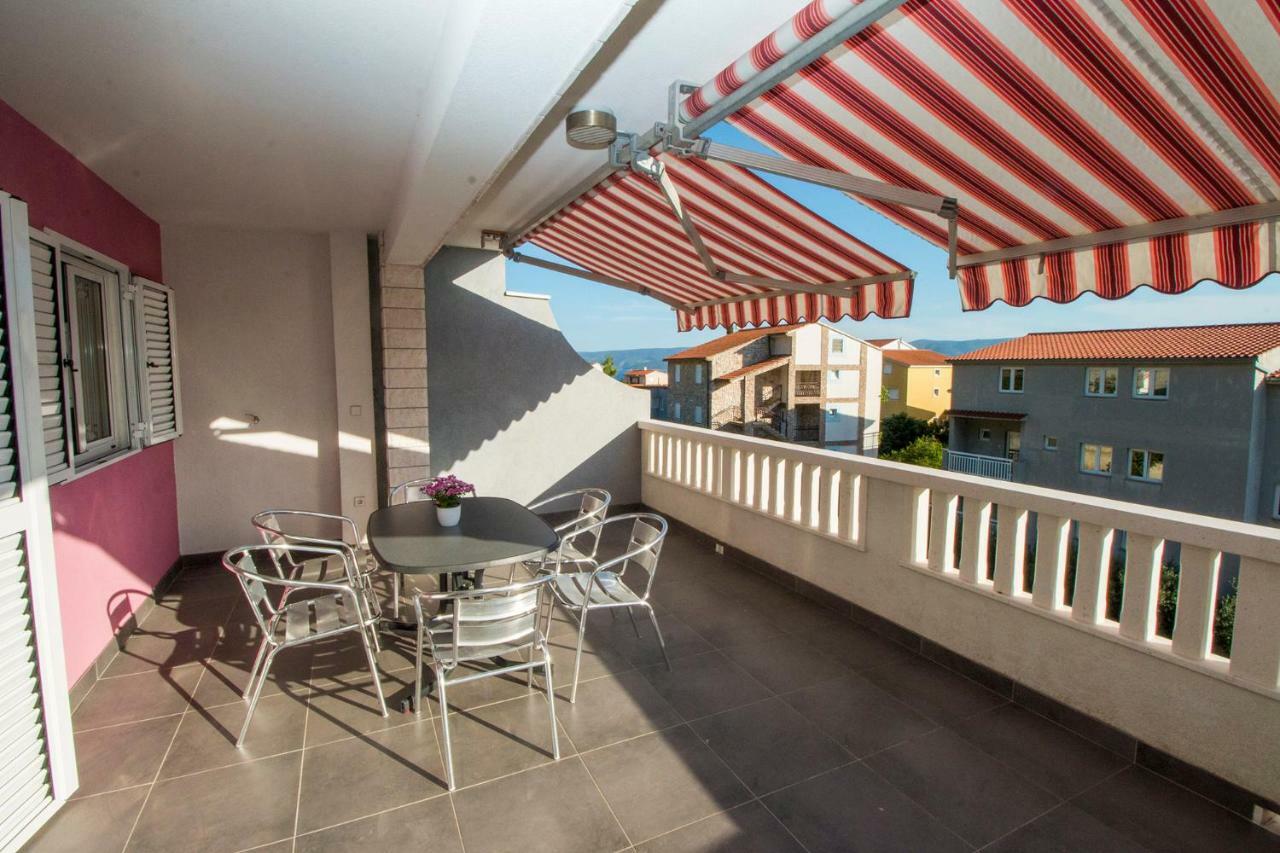 Mrkonjic Branko & Marija Apartmani Omiš Extérieur photo